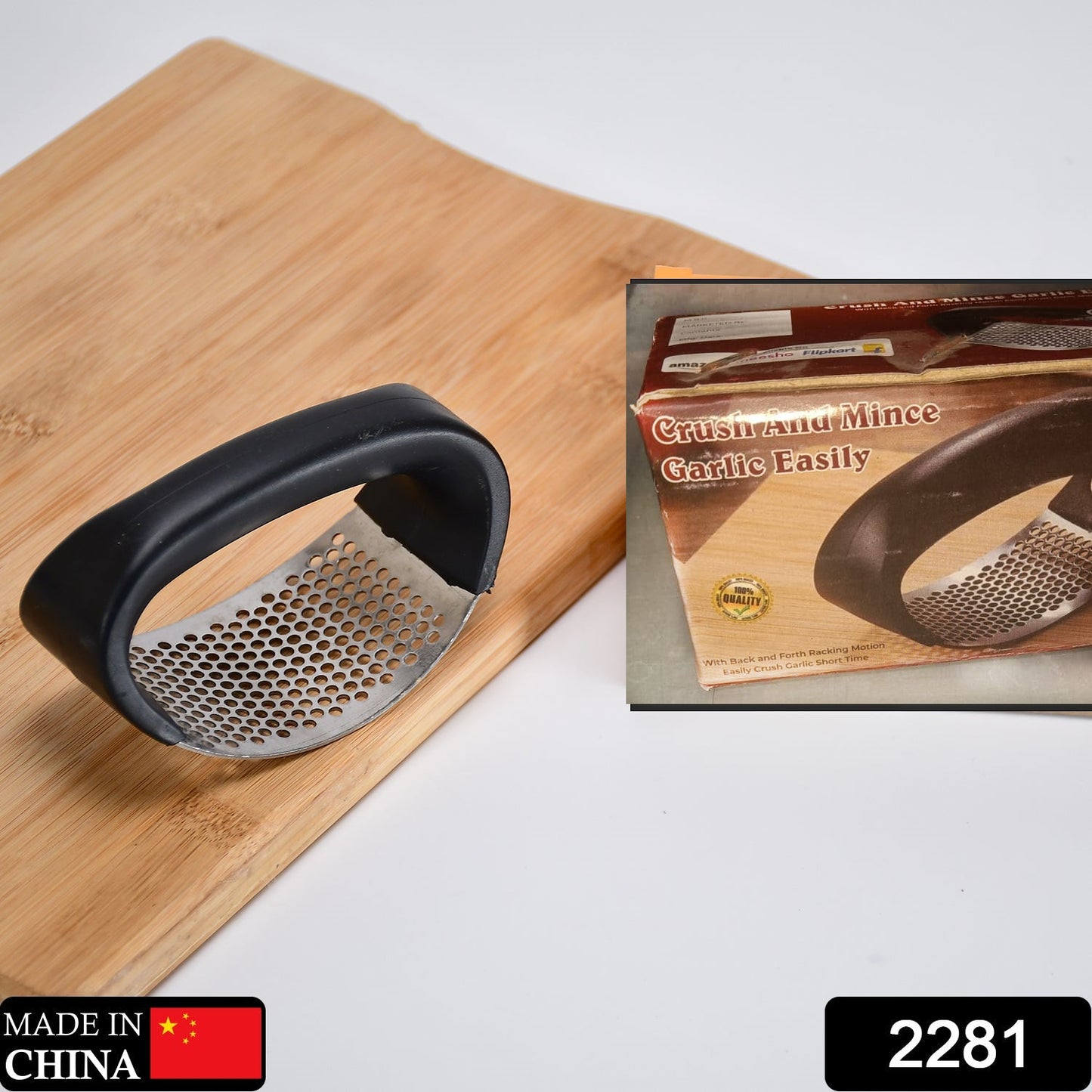 Stainless Steel Garlic Presser / Crusher (Multicolor)