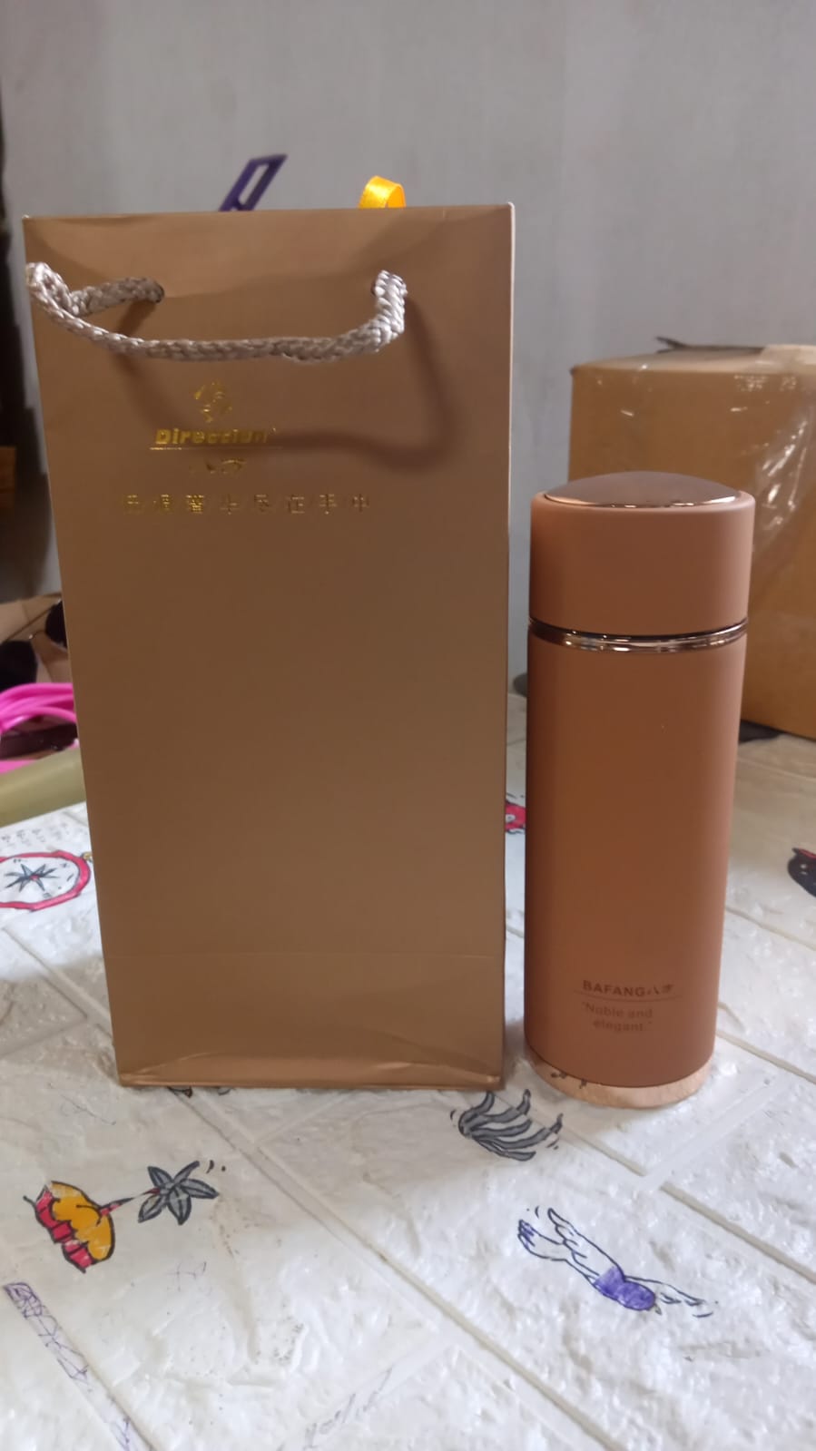 WATER & THERMOS BOTTLE HIGH QUALITY STEEL THERMOS BOTTLE FOR WATER TEA & COFFEE USE (380 ml)