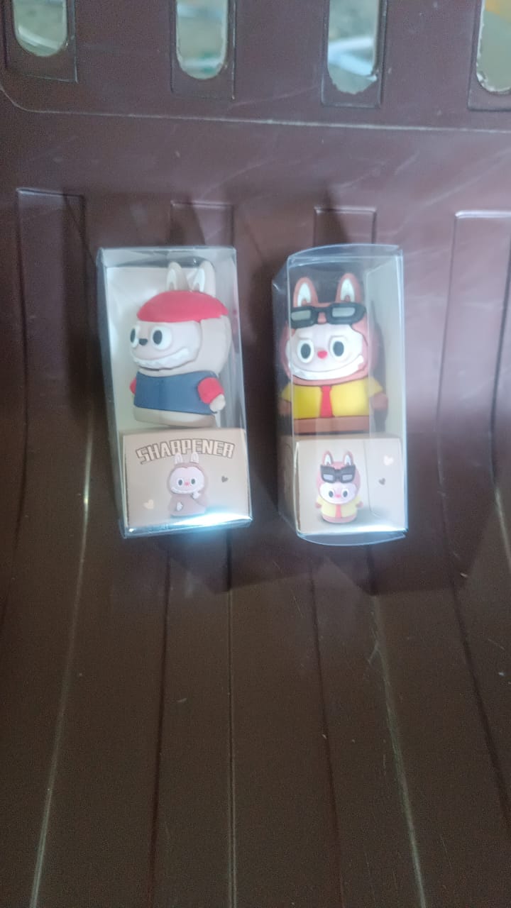Cartoon-Shaped Pencil Sharpener with Built-In Eraser - Fun & Practical Stationery (1 Pc /Mix Design)