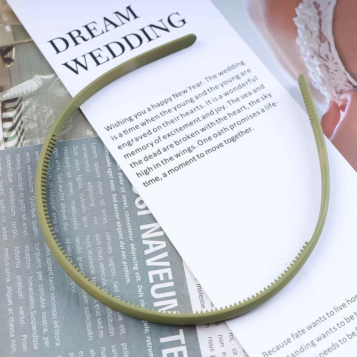 Flexible comb style plastic headband for secure hair grip