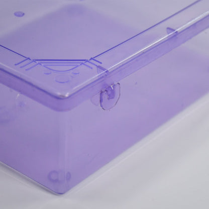 Close-up of the durable plastic and airtight lid of the container.