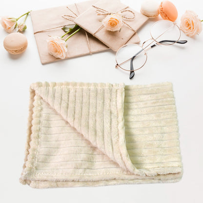 WarmWhiskers soft towel blanket suitable for pet grooming and drying