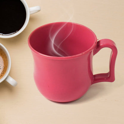 Ergonomic handle design of the lightweight plastic mug for comfortable grip.