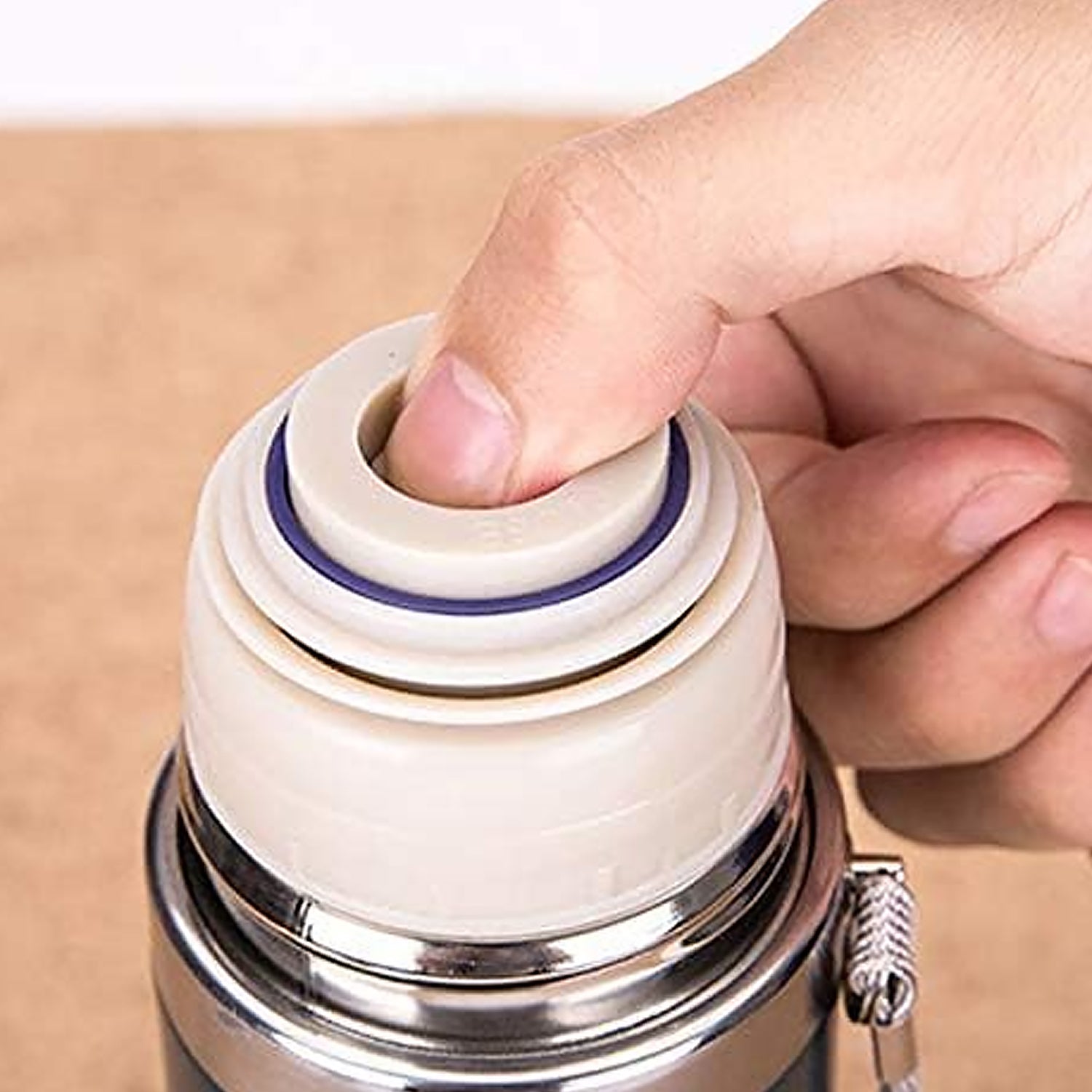 This durable steel bottle is a reliable companion for all your hydration needs.