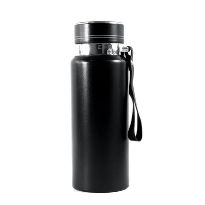 Durable 800ml stainless steel thermos flask, perfect for travel.