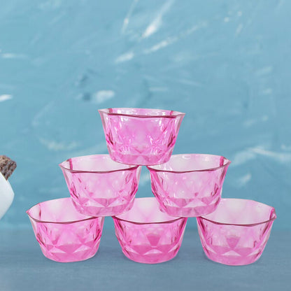 Group of 6 plastic bowls, highlighting their diamond cut design.