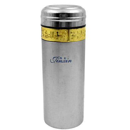 Close-up of the bottle's wide mouth and secure screw-on cap, highlighting its leak-proof design.