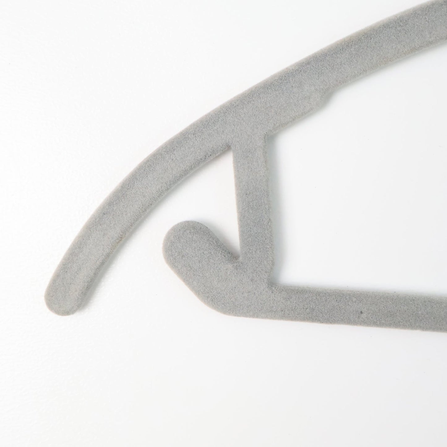 Velvet Non-Slip Clothes Hanger (1 Pc)