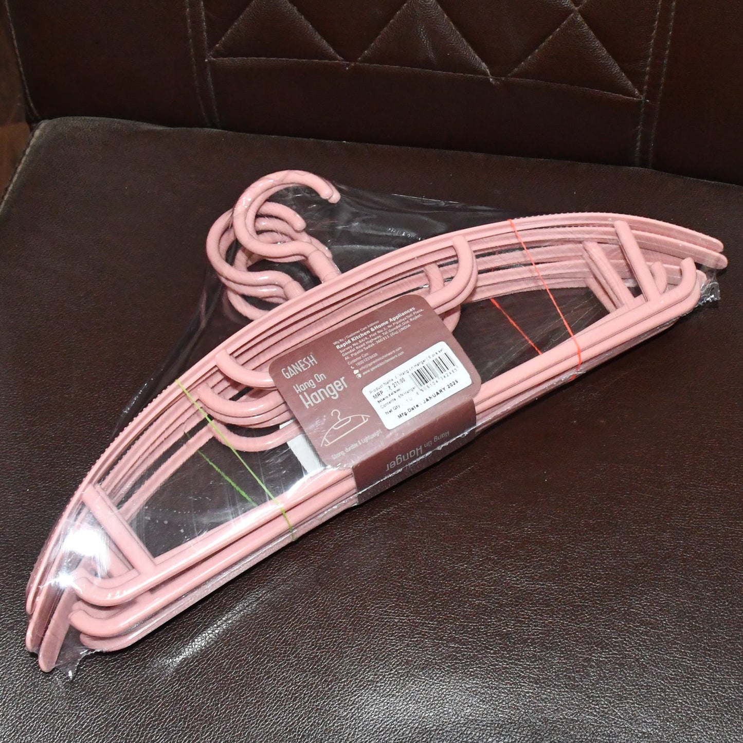 Ganesh Set of 6 Durable Plastic Cloth Hangers