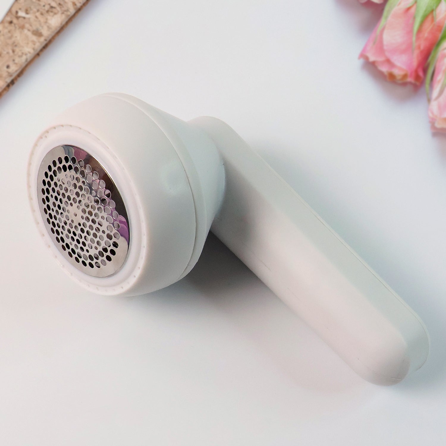 Fabric lint remover portable
