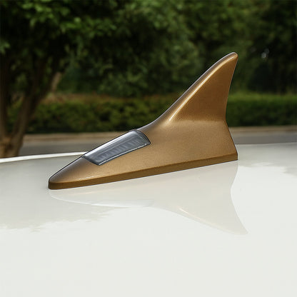 Shark Fin Light With Remote, LED Signal Antenna Solar Shark Fin Car Roof Light Sensor Decoration Flashing Lamps, Solar Powered Radio Signal for Car Lamp Accessories (1 Pc) 