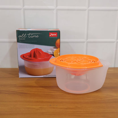 Top view of pomegranate seed remover with reversible lid in juicing position